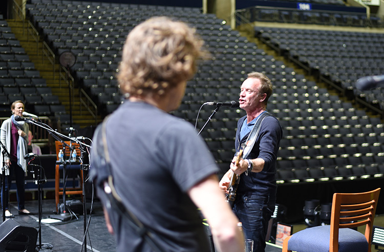 Sting, Dom, Jo